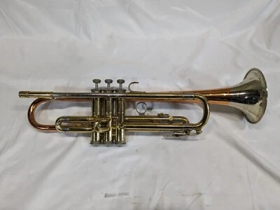 Holton Super Collegiate Trumpet RED BRASS/NICKEL BELL - Image 1 of 4