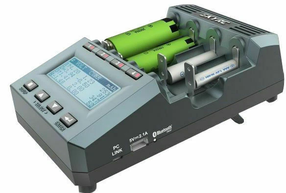 SkyRC MC3000 Universal-Analyse-Ladegerät