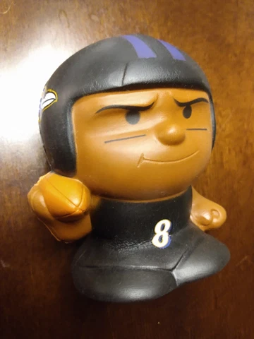 NFL Jumbo Squeezy Series 2 Giant Slo Foam Figure Lamar Jackson Baltimore Ravens Cover