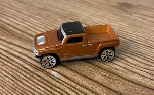 Maisto 2004 04 Hummer H3T Concept Collectible 1/64 Scale Diecast Copper/Rust - Picture 1 of 7