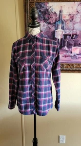 True Timber Womens Large Pink Navy Plaid Long Sleeve Button Up Shirt - Picture 1 of 11