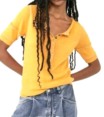 Top pequeño para mujer Free People Henley naranja frente a presión algodón desgastado gofre Foto 1 de 4