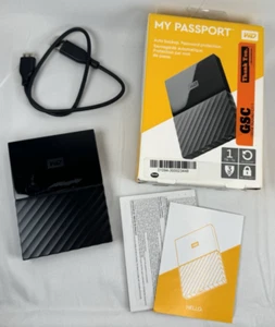 Disco duro externo negro 1 TB WD My Passport Ultra USB D8B con instrucciones de caja - Imagen 1 de 11