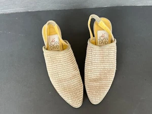 Joan and David Too Shoes 6 M Made in Italy Slingbacks Kitten Heels Vintage 1990s - Picture 1 of 10