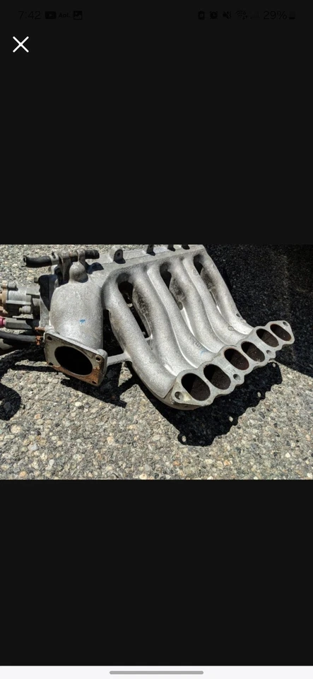 Nissan Máxima 2001 colector de admisión de 3,0 L Foto 1 de 1