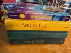 Wings of Fire Series Lot 4 Books Tui T Sutherland #7, 10, 11 & 13 Dragon Novel - Imagen 1 de 7