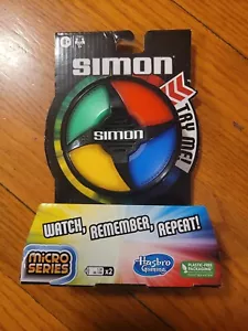 Hasbro Simon Says Micro Series Bolsillo Viaje Tamaño Solo y Grupo Juego - Imagen 1 de 3