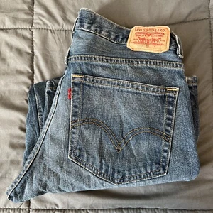 Levi’s 569 Loose Straight Medium Wash Jean Size 10 Husky - Picture 1 of 8