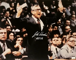 John Wooden Signed Auto UCLA Bruins 16x20 Basketball Photo w/UCLA JSA - Picture 1 of 1