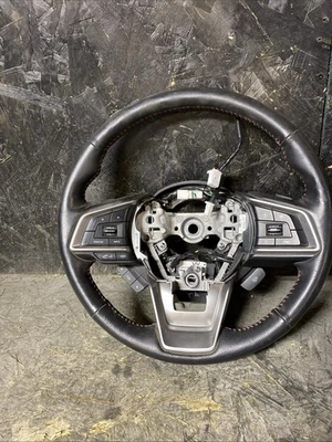 Volante del conductor Subaru Impreza 2017-2023 con interruptor de control de crucero de audio OEM Foto 1 de 4