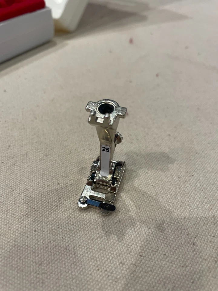 Genuine BERNINA # 25 5-Groove Cording Foot - Old Style - Image 1 of 1