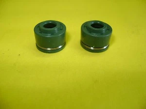 SELLOS DE VÁSTAGO DE VÁLVULA HONDA CRF80F CRF100F CRF150F CRF230L CRF230M OS116 - Imagen 1 de 1