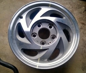 15" Factory Alloy Rim wheel Oldsmobile Bravada 1991 1992 1993 1994 GREY INSET - Picture 1 of 4