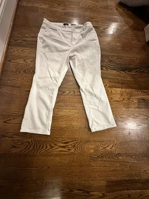 Susan Graver White Straight Leg Jeans 18W - Image 1 of 4