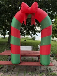 Gemmy Inflatable Christmas Arch - Picture 1 of 6