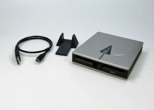 Function tested / USB-powered 3.5 inch 640MB Olympus MO-drive - Afbeelding 1 van 8