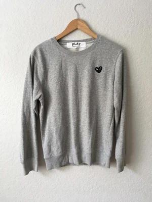 Cárdigan Suéter Comme Des Garçons Play Negro Parche Corazón Talla L Junior Foto 1 de 4