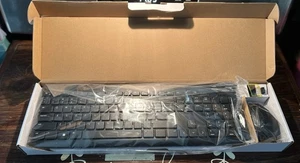 Genuine Dell Wireless Keyboard and Mouse KM3322W - Never Used - Afbeelding 1 van 5