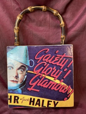 "Cartera de cigarros vintage Mago de Oz Jack Haley como Tin Man 6 5/8"" X 6 7/8"" forrada usada en excelente estado" Foto 1 de 4