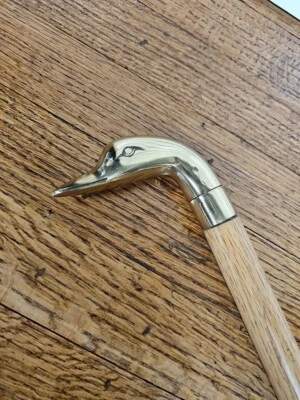 Bastón de madera con mango de cabeza de pato de latón vintage plegable 35" Foto 1 de 4