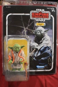 GENTLE GIANT STAR WARS KENNER JUMBO EMPIRE STRIKES BACK YODA WITH ORANGE SNAKE - Picture 1 of 2