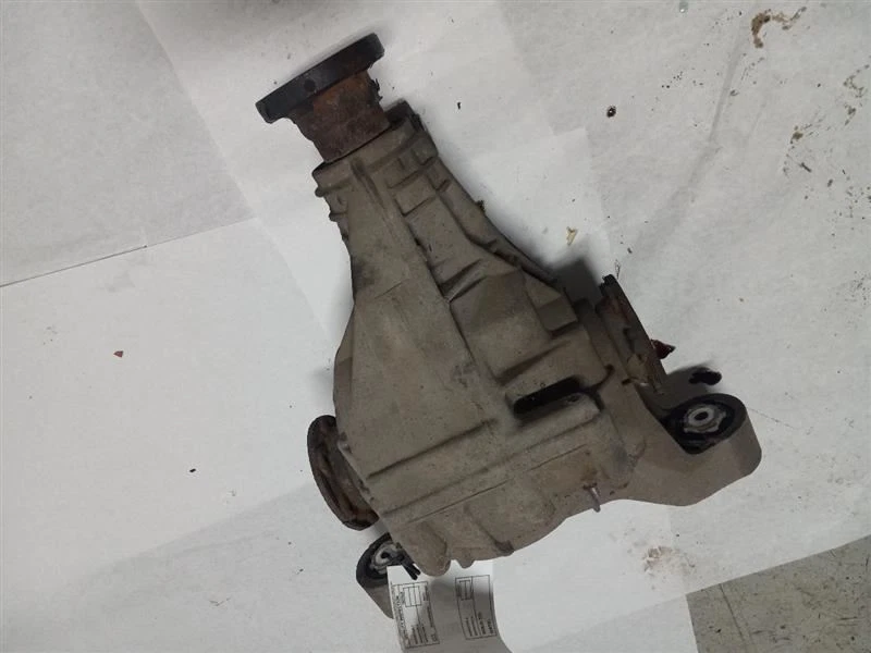 DIFERENCIAL TRASERO PARA VOLKSWAGEN TOUAREG 2004 - 2010 Foto 1 de 4