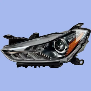 Faro izquierdo xenón Maserati Ghibli EE. UU. 2014-2018 670005476 - Imagen 1 de 4