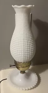 VTG Beaded Hobnail White Milk Glass Bedside Table Hurricane Lamp 14’’ WORKS - Picture 1 of 6