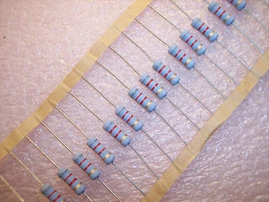 QTY (50) 8.2K Ohm 2W 5% FLAME PROOF METAL OXIDE RESISTORS MO2-822JT52 KOA - Picture 1 of 2