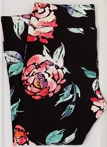 OS LuLaRoe One Size Leggings Beautiful Red Pink Roses Flowers on Black NWT W34 - Picture 1 of 6