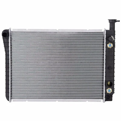 RAYTEN CU924 Radiator For Chevrolet Astro 85-90 GMC Safari 85-90 2.5 L4 Foto 1 de 4