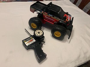 Remco Vintage Nissan King Cab RC Hardbody 1980s 49MHZ Truck w/ Remote R/C Toy - Picture 1 of 9
