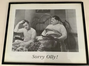 Póster de comedia en blanco y negro de Laurel and Hardy '¡Lo siento Olly!' (ENMARCADO) - Imagen 1 de 4