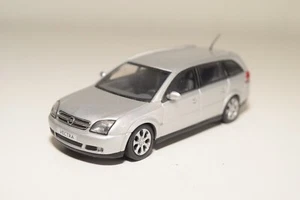 A37 1:43 SCHUCO OPEL VECTRA STATION CARAVANA GRIS METÁLICO CASI COMO NUEVO - Imagen 1 de 7