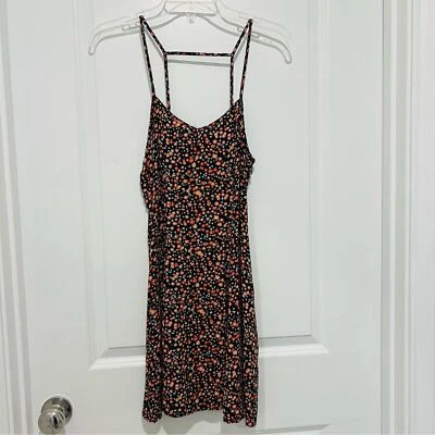 Vestido camisero Forever 21 para mujer con tiras estampado floral talla pequeña Ditsy Y2K Babydoll Foto 1 de 4