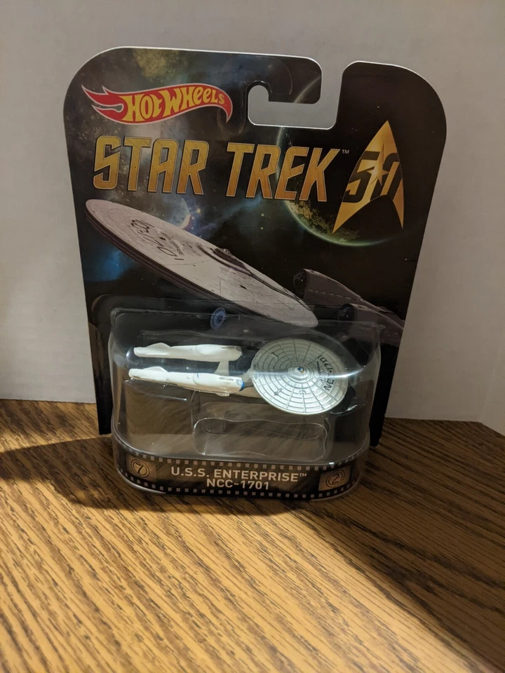 Hot Wheels Retro Entertainment 2015 Star Trek EE. UU. Enterprise NCC-1701 Foto 1 de 1