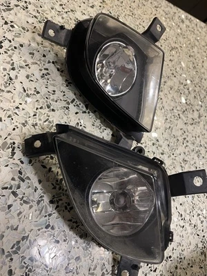 OEM BMW E90 E91 LCI Fog Light Set – Genuine HELLA Left & Right - Image 1 of 4