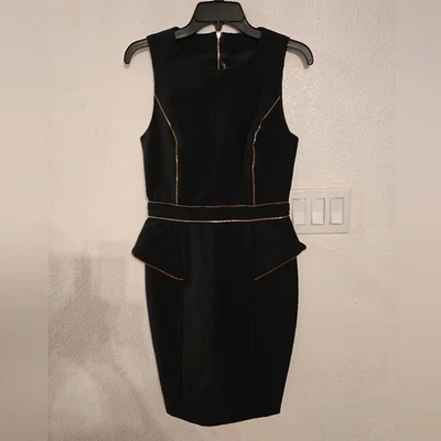 Thomas Wylde Vestido Vaina Negro Sin Mangas Peplum Con Ribete Oro Rosa Talla 4 Foto 1 de 4