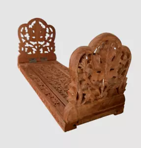 Carved Wood Book Rack Holder Sliding Shelf Expandable Leaf Design Vintage - Picture 1 of 12