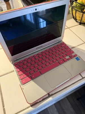 Samsung Chromebook 11,6" (SSD de 16GB, Samsung Exynos 5 Dual, 1.7GHz, 2GB RAM)... - Imagem 1 de 4