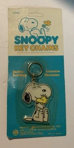 Vintage 1965 Aviva Enterprises Peanuts Snoopy Woodstock Keychain - NIP, Taiwan - Picture 1 of 4