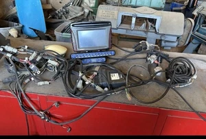 Trimble Display CFX-750 RTX/RTK velocidad variable con sistema completo de control de flujo AG-25 - Imagen 1 de 4