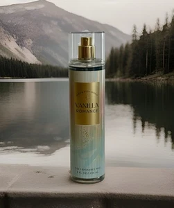 NEW! Bath & Body Works VANILLA ROMANCE 8oz/236ml Fine Fragrance Mist For Women - Picture 1 of 7
