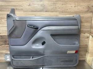 Ford F150 BRONCO DOOR PANEL Front RIGHT Passenger GRAY 1992-1996 Cover Y1 - Picture 1 of 16