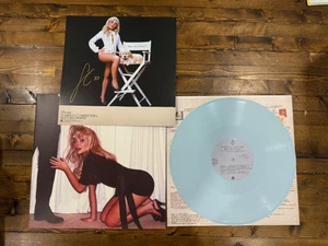 Sabrina Carpenter Signed Man's Best Friend Vinyl LP NEW - IN HAND! - Picture 1 of 3