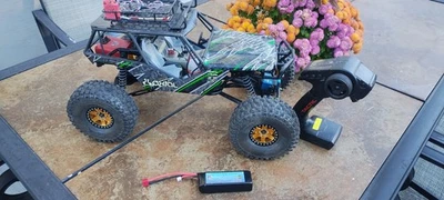 Axial Wraith Rc Crawler - Image 1 of 4