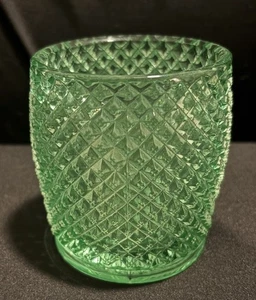 Grüner Vaseline Glas Zahnstocher Q-Tip Halter Uranschliff Match Diamant leuchtet - Bild 1 von 3