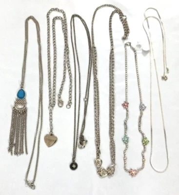 Silvertone chain necklaces. Lot of 6. fringe pendant, stationed flowers, hearts - Image 1 of 4
