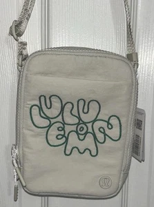 Lululemon Easy Access Crossbody Bag 1.5L Ecru Embroidered Green Water Resistant - Picture 1 of 3