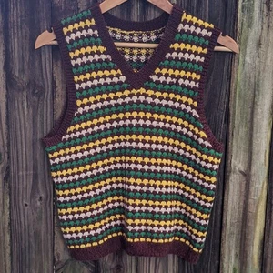 Vintage Crochet Knit Vest Retro 70s Style Size L Handmade Sleeveless Top Boho - Picture 1 of 11
